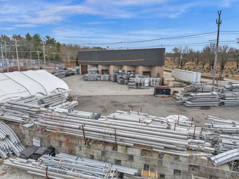 More Photos Of 2 Old Worcester Rd, Webster Warehouse For Sale