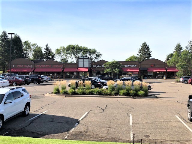 More Photos Of 549-561 Prairie Center Dr, Eden Prairie Freestanding For Lease