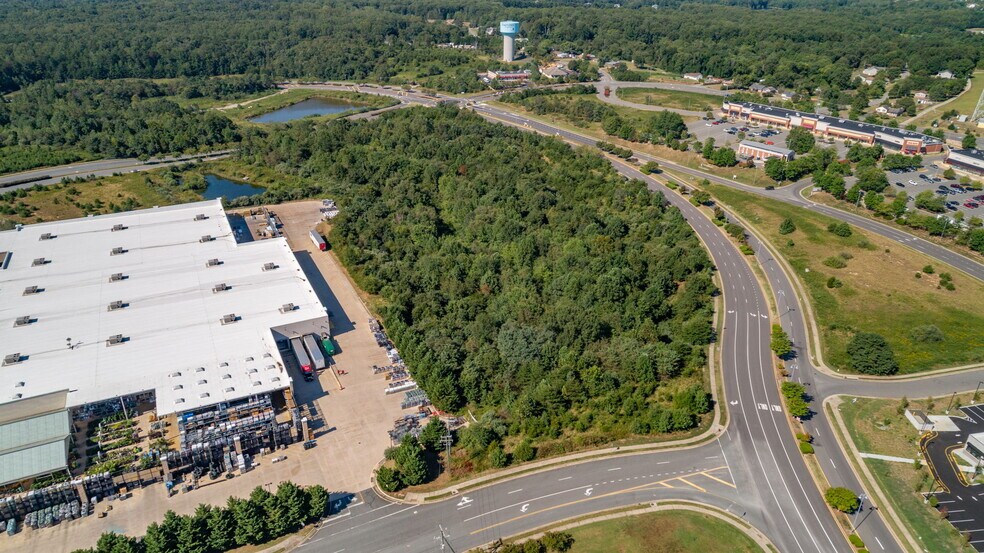 More Photos Of Celebrate Virginia Parkway Pky @ McWhirt Loop, Fredericksburg Land For Sale