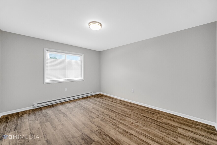 More Photos Of 2080 E Rand St, Hobart Apartments For Sale