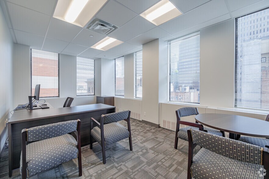 More Photos Of 201 N Charles St, Baltimore Office For Lease