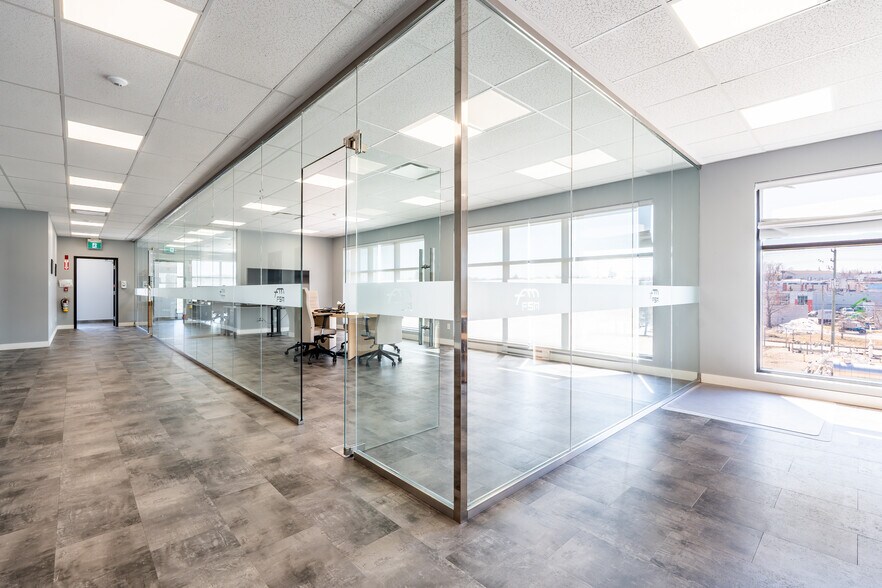 More Photos Of 276 Rue Léger, Sherbrooke Industrial For Sale