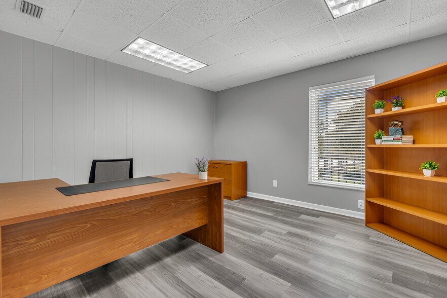 More Photos Of 665 SE 10th St, Deerfield Beach Medical For Lease