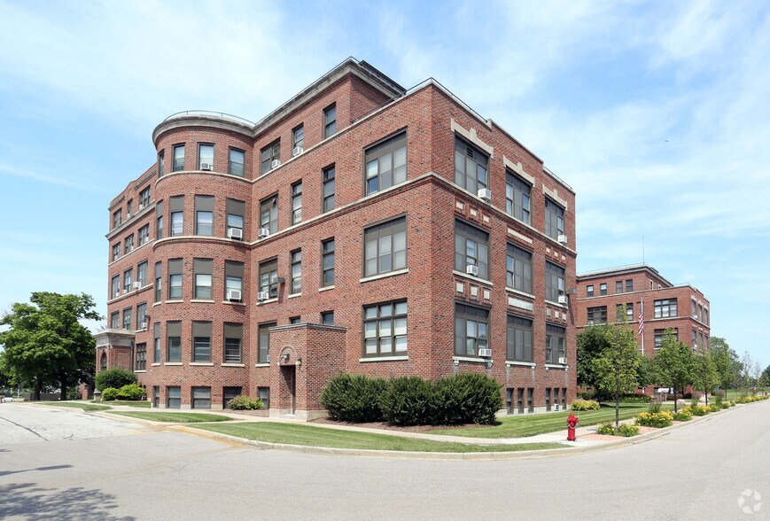 More Photos Of 10437 W Innovation Dr, Milwaukee Office For Lease