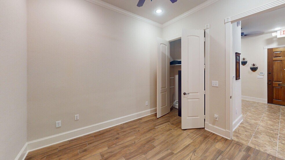 More Photos Of 5509 Louetta Rd, Spring Office For Sale