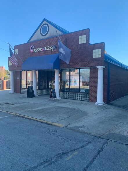 More Photos Of 1208 Laurel St, Columbia Freestanding For Sale