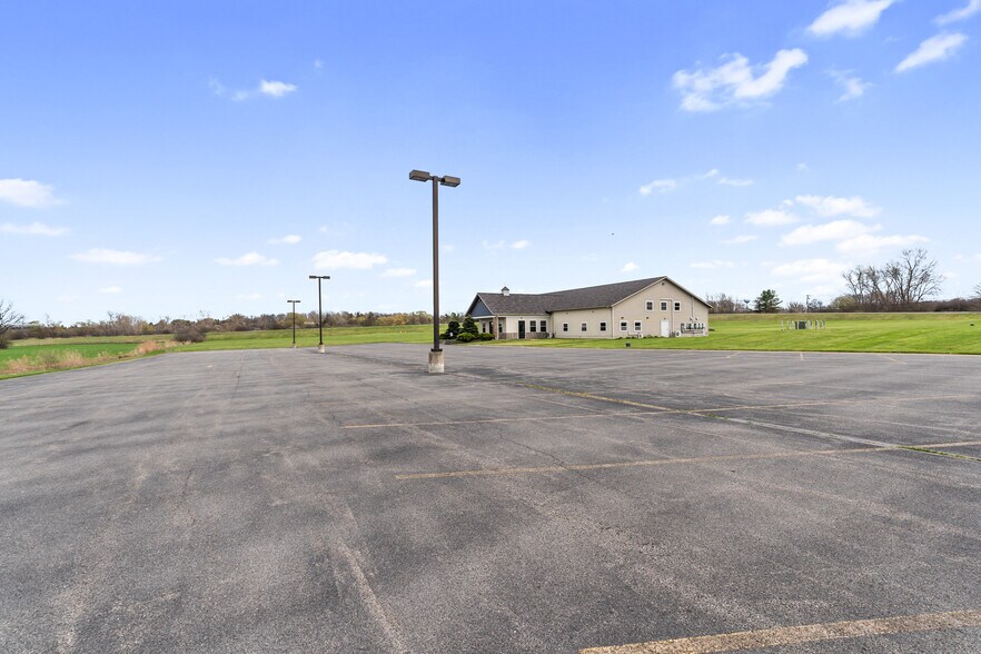 More Photos Of 4647 Reservoir Rd, Geneseo Flex For Sale