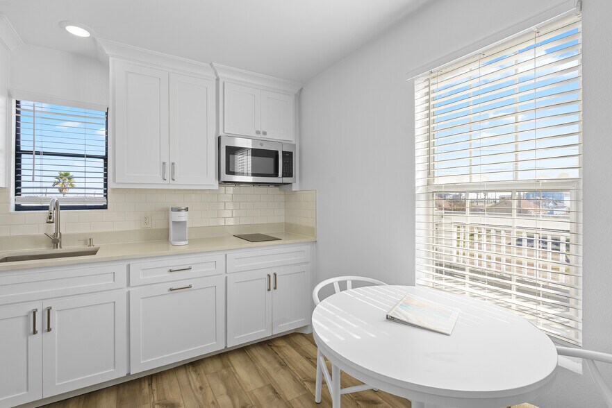 More Photos Of 3701 Seagull Blvd, Corpus Christi Apartments For Sale