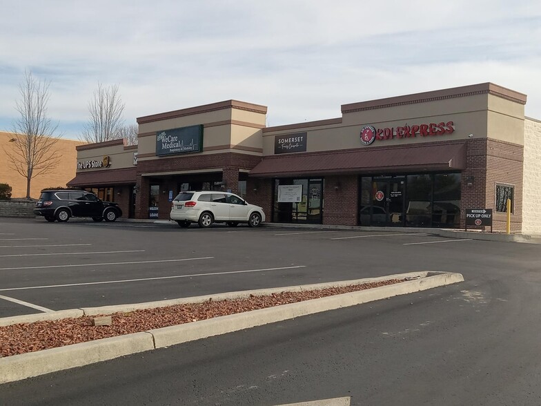 Primary Photo Of 650 S Highway 27, Somerset Storefront For Lease