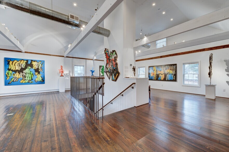 More Photos Of 1062 Bantam Rd, Bantam Freestanding For Sale