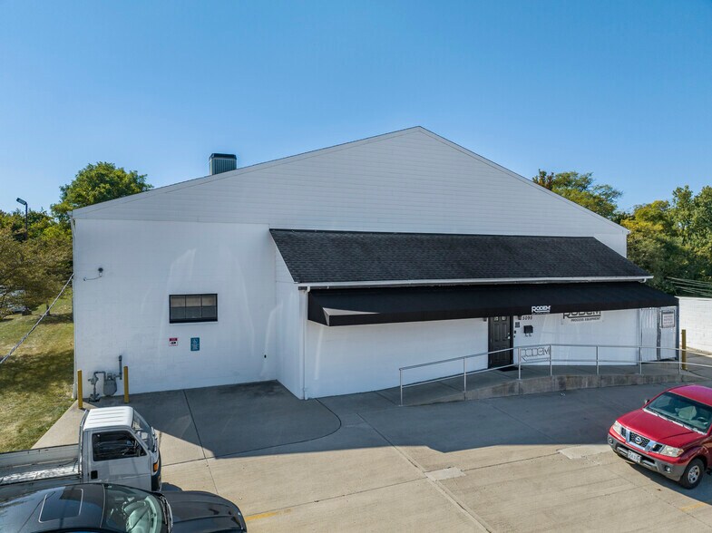 More Photos Of 5095 Crookshank Rd, Cincinnati Light Manufacturing For Sale