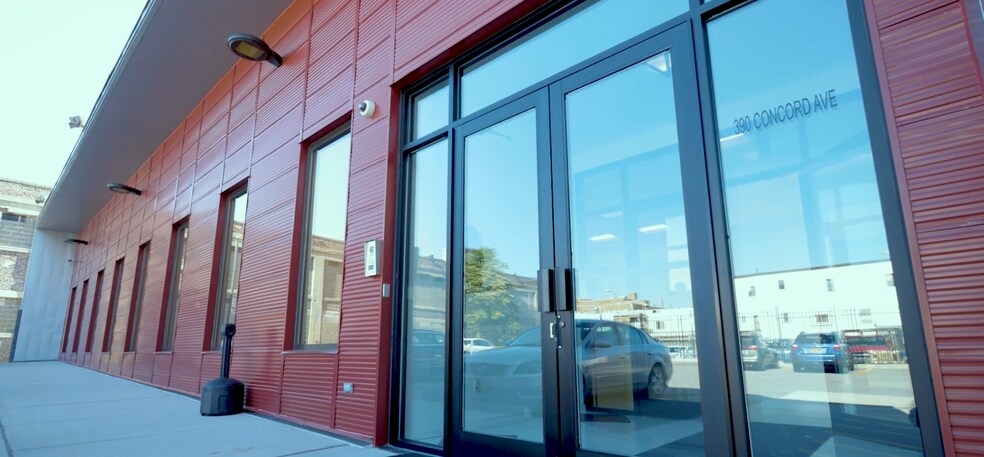More Photos Of 390 Concord Ave, Bronx Manufacturing For Sale