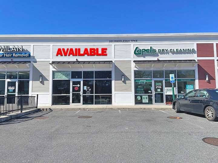 More Photos Of 201 Middlesex Tpke, Burlington Freestanding For Lease