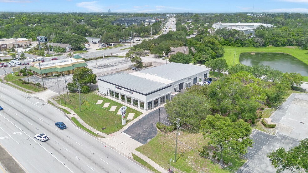More Photos Of 2350 Us-17-92, Longwood Showroom For Sale