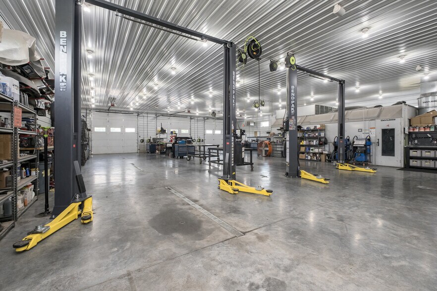 More Photos Of 815 N Main St, Mount Crawford Auto Repair For Sale