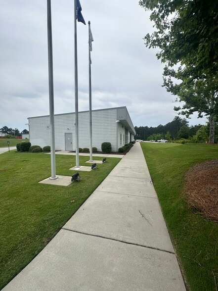 More Photos Of 1131 Northpoint Blvd, Blythewood Industrial For Lease