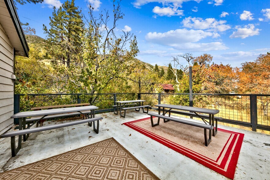 More Photos Of 290 Old Pony Express Trl, Markleeville Storefront Retail Residential For Sale