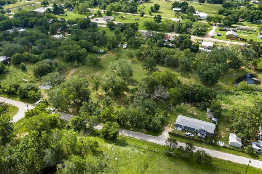 More Photos Of TBD Belton Street, McDade Land For Sale