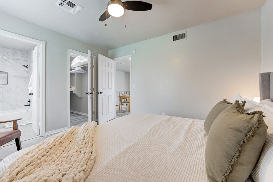 More Photos Of 735 NW 30th St, Oklahoma City Apartments For Sale