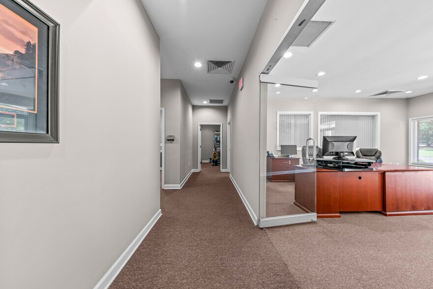 More Photos Of 4440 Tuck Rd, Loganville Research And Development For Sale