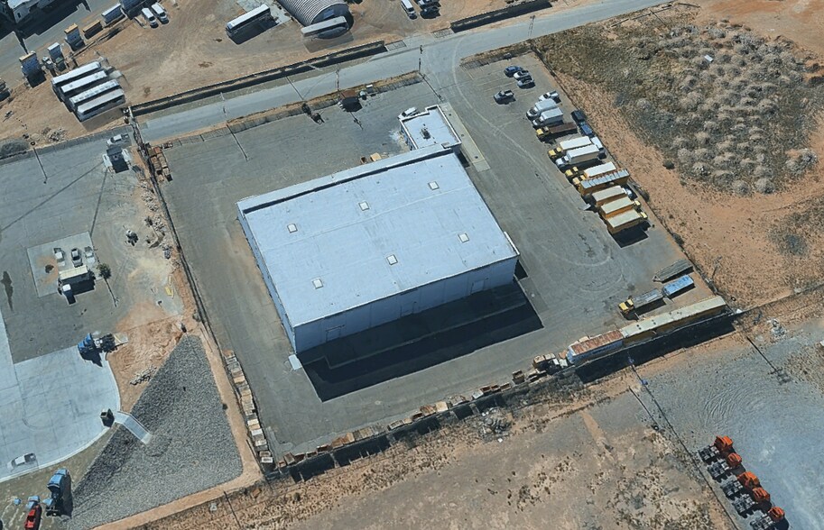 More Photos Of 9700 Railroad Dr, El Paso Warehouse For Sale