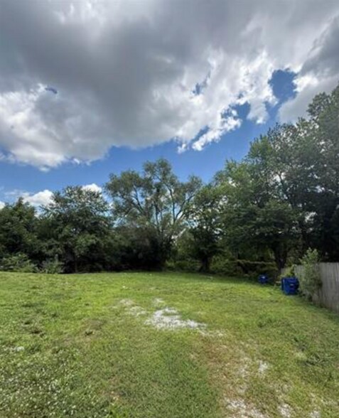 More Photos Of 1501 Bridge Ave, Davenport Land For Sale