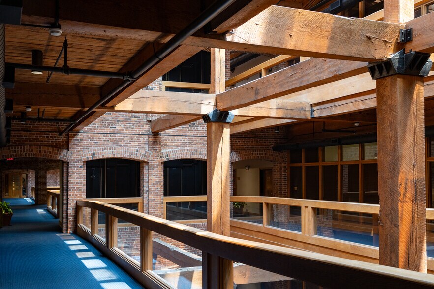 More Photos Of 171 Church St, Charleston Office For Lease
