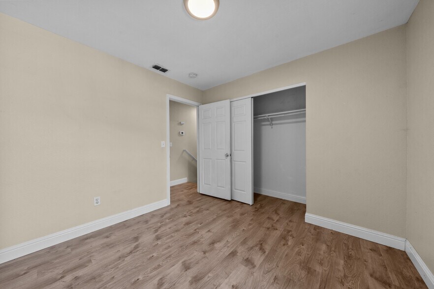 More Photos Of 321 T St, Sacramento Apartments For Sale
