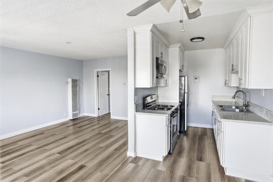 More Photos Of 1220 N Van Ness Ave, Los Angeles Apartments For Sale