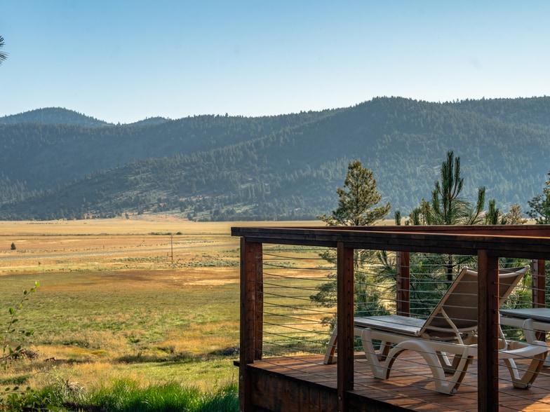 More Photos Of 521 Campbell Hot Springs Rd, Sierraville Hotel For Sale