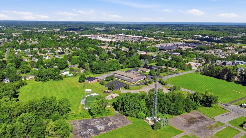 More Photos Of 985 Ebner Dr, Webster Schools For Sale