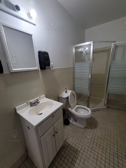 More Photos Of 1427 Flatbush Ave, Brooklyn Apartments For Lease