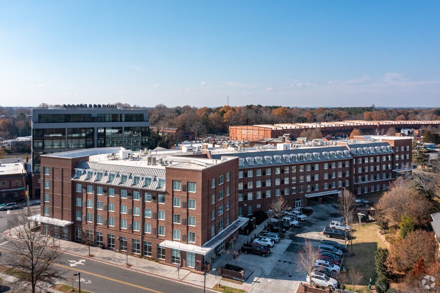 More Photos Of 1108 W Main St, Durham Hotel For Lease