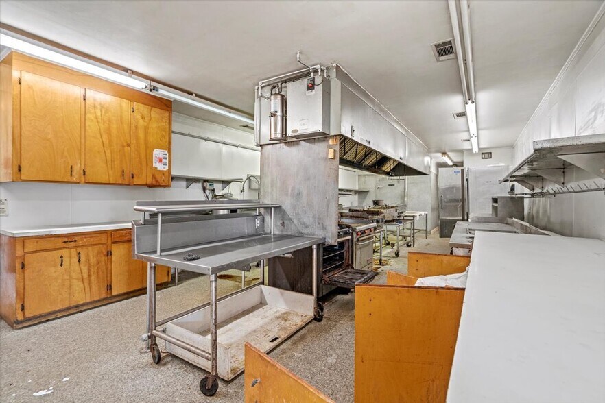 More Photos Of 1674 Wisacky Hwy, Bishopville Truck Stop For Sale