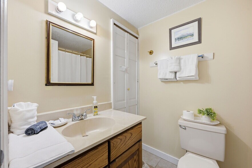 More Photos Of 508 Church St, Oriental Hospitality For Sale