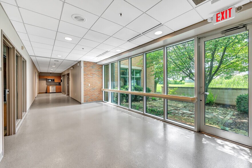 More Photos Of 2141 Lime Kiln Rd, Green Bay Medical For Sale