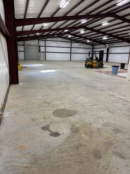 More Photos Of 725 W Highway 25 70, Dandridge Industrial For Sale