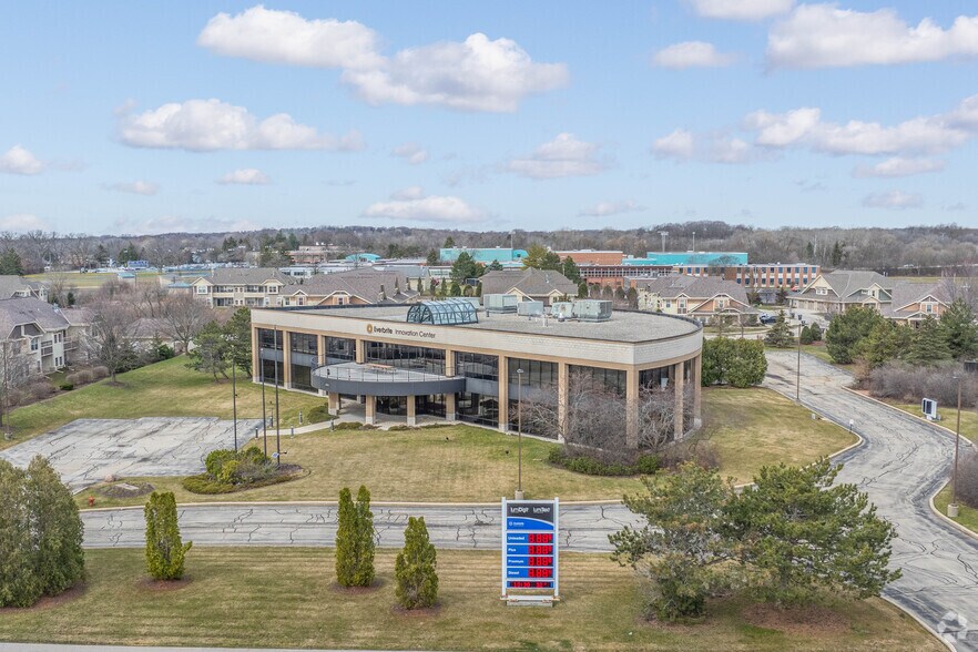 More Photos Of 4969 S 110th St, Greenfield Office For Sale