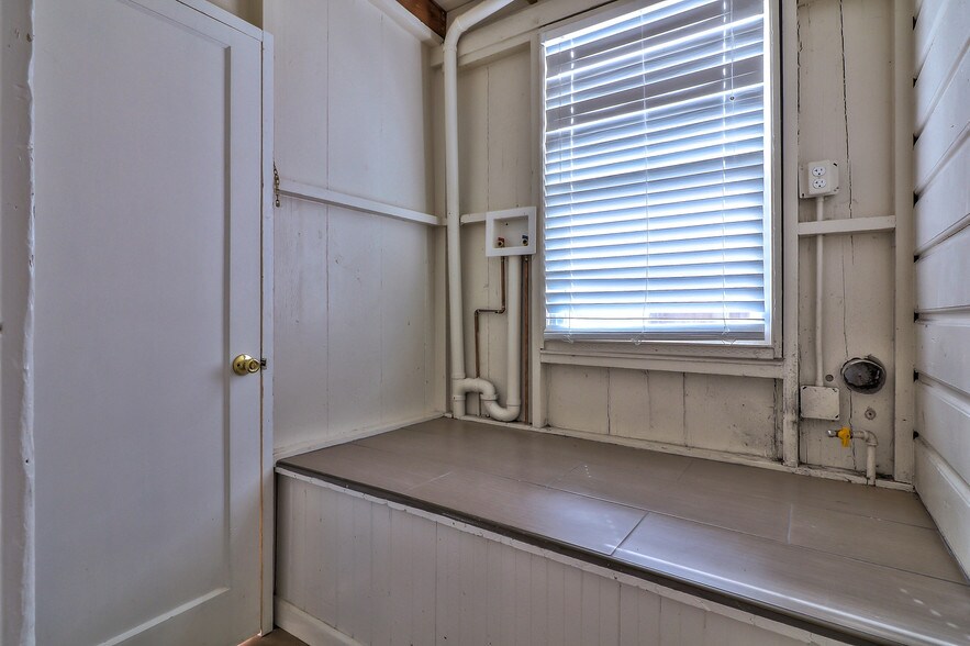 More Photos Of 66 3rd St, Gilroy Apartments For Sale