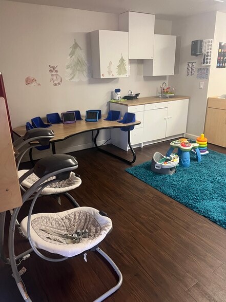 More Photos Of 3723 Robinson Dr, Oakwood Office For Sale