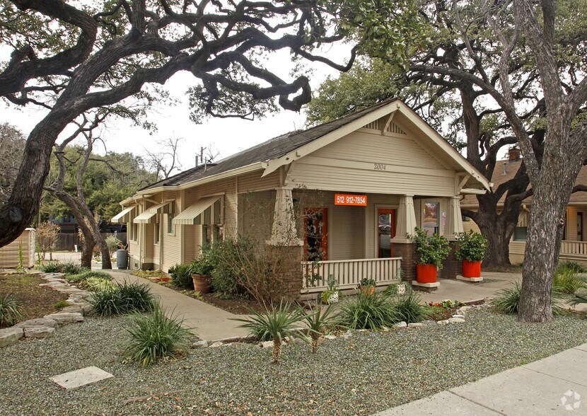 Primary Photo Of 2004 S Congress Ave, Austin Freestanding For Lease
