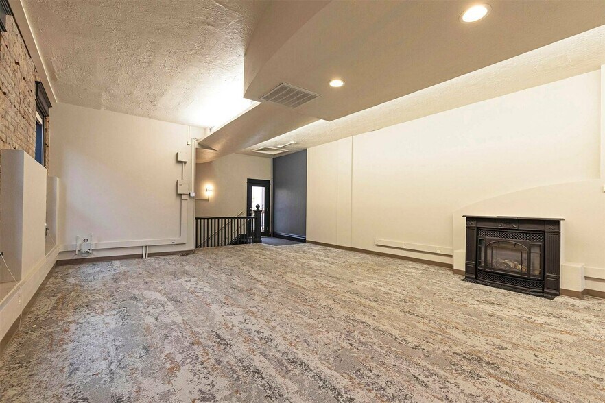 More Photos Of 125 1/2 W Main St, Missoula Office Residential For Sale