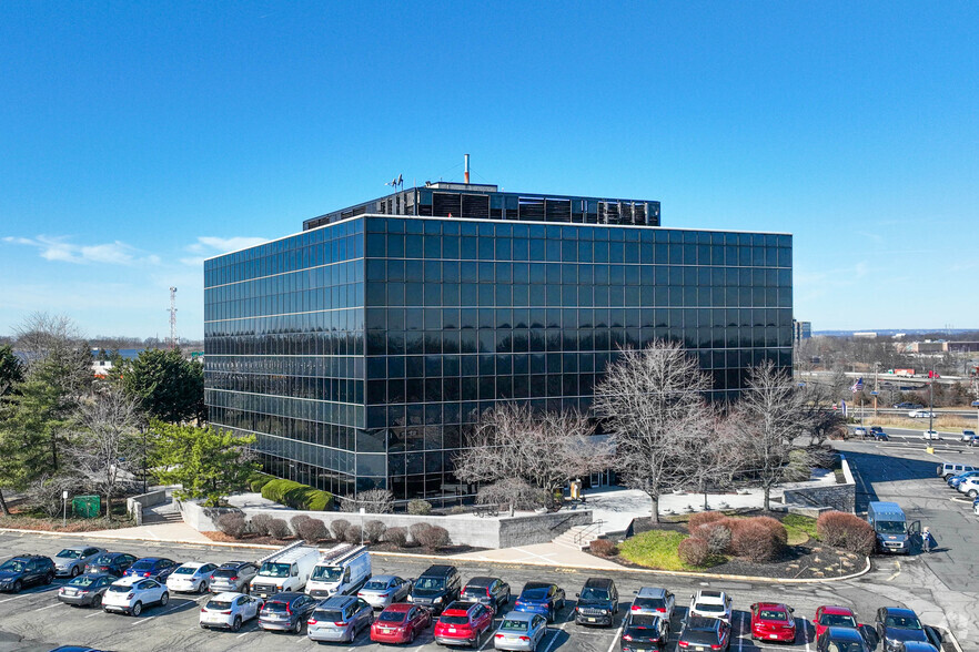 Primary Photo Of 900 US Highway 9 N, Woodbridge Office For Lease