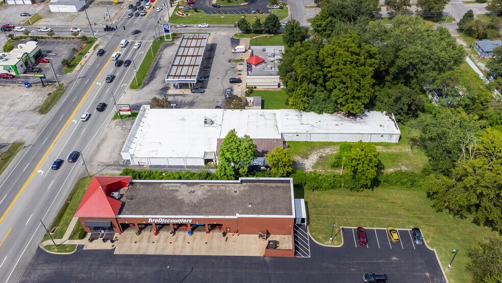 More Photos Of 10509 Dixie Hwy, Louisville Freestanding For Lease