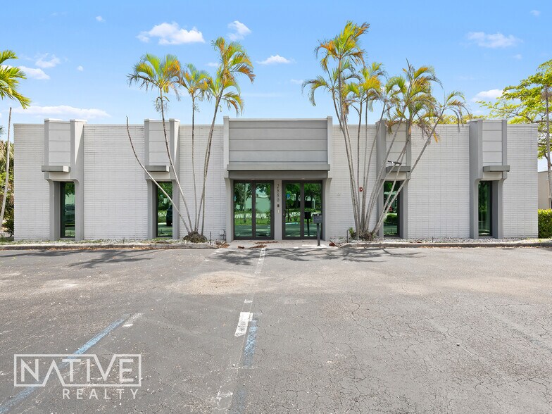 More Photos Of 2880 W Cypress Creek Rd, Fort Lauderdale Medical For Sale