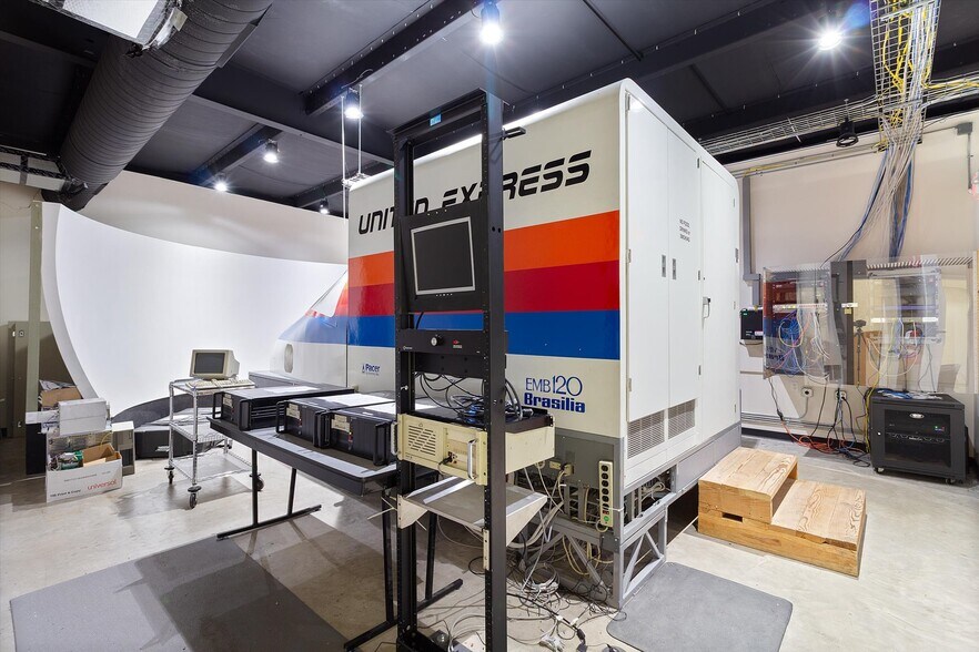 More Photos Of 2108 Ranch Road 12, San Marcos General Retail For Sale