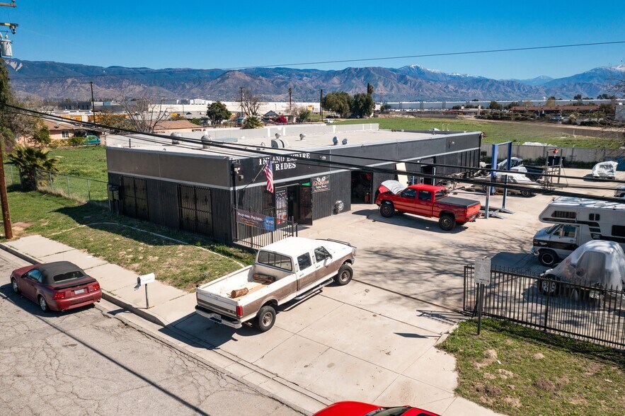 Primary Photo Of 471 S Allen St, San Bernardino Service For Sale