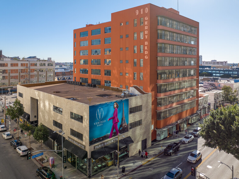 Primary Photo Of 200 E 9th St, Los Angeles Office For Lease