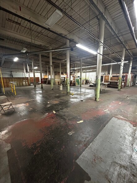 More Photos Of 181 Conant St, Pawtucket Manufacturing For Lease