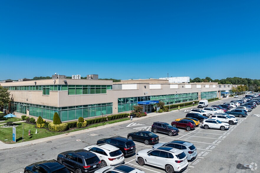 Primary Photo Of 1111 Marcus Ave, New Hyde Park Office For Lease